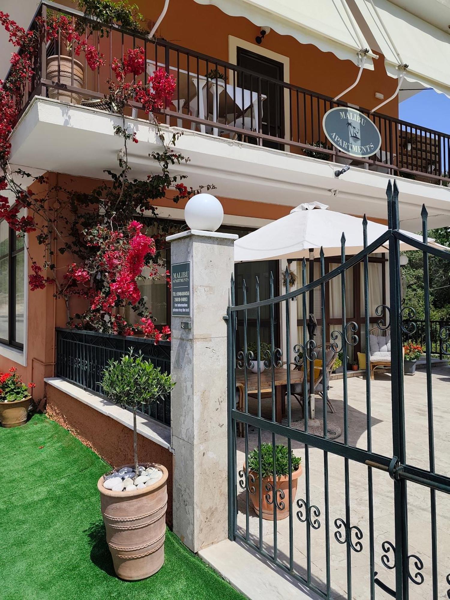 Ferienwohnung Malibu Glyfada  Exterior foto